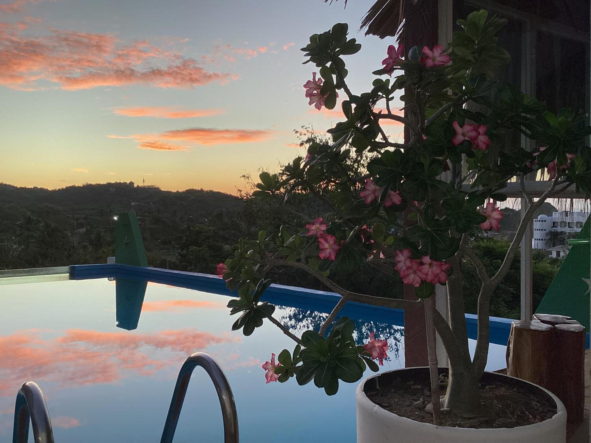Namaste Zipolite Suites Exterior photo